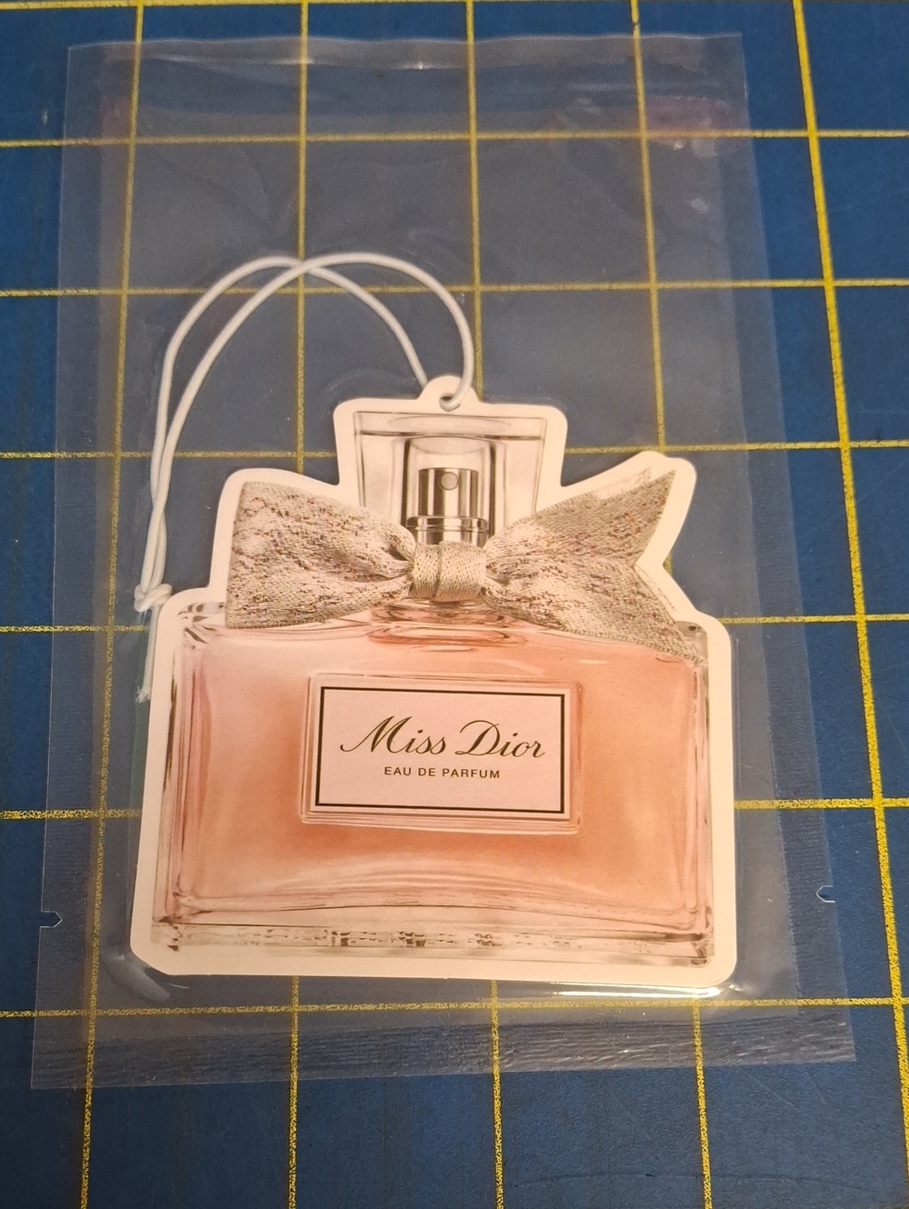 Luxury Pink Perfume Bottle Air Freshener